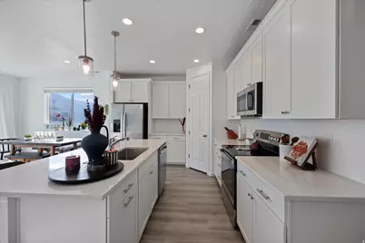 631 W 1470 N, Tooele, UT 84074 - Photo 9