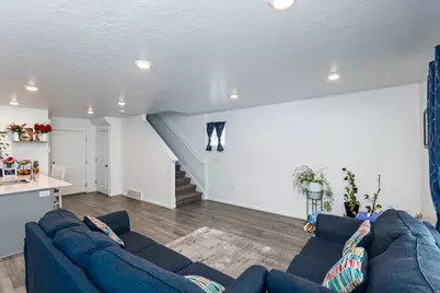 1329 S Harvest Dr, Santaquin, UT 84655 - Photo 11