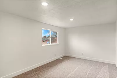 6095 S 2600 W, Roy, UT 84067 - Photo 31