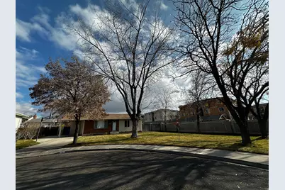 1086 N 1005 W, Orem, UT 84057 - Photo 29