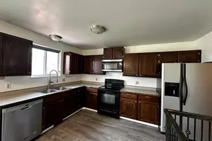 1086 N 1005 W, Orem, UT 84057 - Photo 19