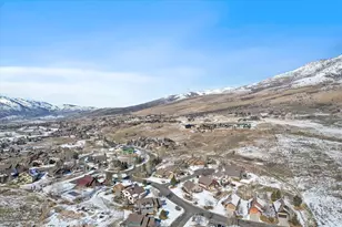 5823 E Elkhorn Dr, Eden, UT 84310 - Photo 55