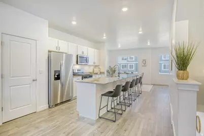 978 E Drifter Ln, Saratoga Springs, UT 84045 - Photo 5