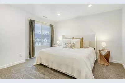 978 E Drifter Ln, Saratoga Springs, UT 84045 - Photo 9