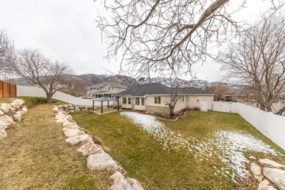 2353 Canyon View Dr, Layton, UT 84040 - Photo 37