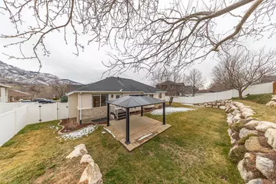 2353 Canyon View Dr, Layton, UT 84040 - Photo 35