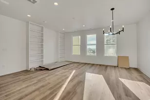 1484 W Kiera Ct, Farmington, UT 84025 - Photo 5