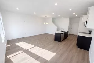 869 S Mathinlda Dr, Saratoga Springs, UT 84045 - Photo 9