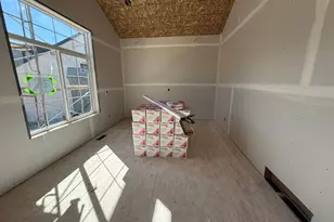 1077 N 950 Cir E, American Fork, UT 84003 - Photo 9