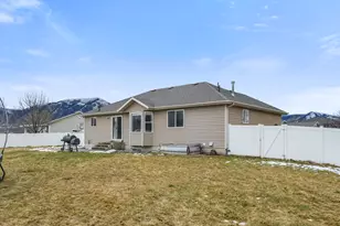 939 W Nibley Parkway, Nibley, UT 84321 - Photo 23