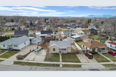 3925 S Evelyn Rd E, Ogden, UT 84403 - Photo 5