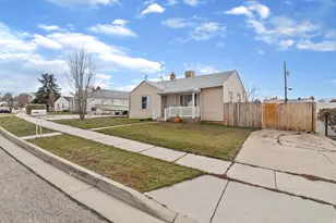 3925 S Evelyn Rd E, Ogden, UT 84403 - Photo 3