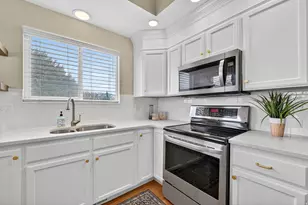 3748 W Elk Park Ct S, South Jordan, UT 84095 - Photo 9