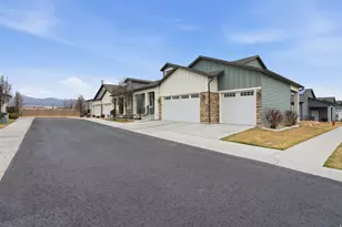 4776 W Furyk Ct S, South Jordan, UT 84009 - Photo 3