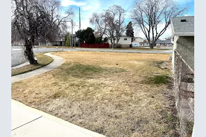 3887 S Hallmark Dr, West Valley, UT 84119 - Photo 21