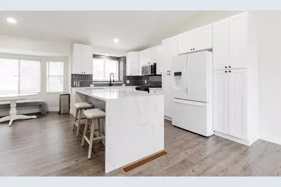 1321 E 3125 N, Layton, UT 84040 - Photo 7