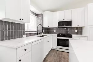 1321 E 3125 N, Layton, UT 84040 - Photo 11