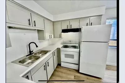 55 N 100 E, Hyrum, UT 84319 - Photo 5