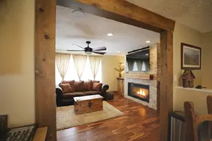 10564 S Weeping Willow Dr E, Sandy, UT 84070 - Photo 9