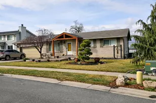 10564 S Weeping Willow Dr E, Sandy, UT 84070 - Photo 3