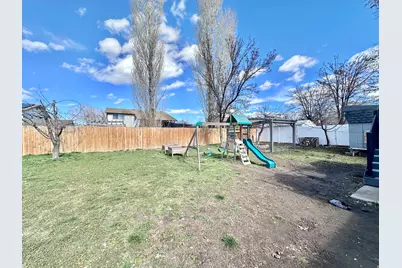 1498 W 1850 N, Layton, UT 84041 - Photo 15