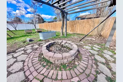 1498 W 1850 N, Layton, UT 84041 - Photo 17