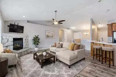 8675 N Franklin Dr E, Eagle Mountain, UT 84005 - Photo 13