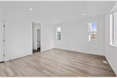 909 W Bullion St #11, Murray, UT 84123 - Photo 3