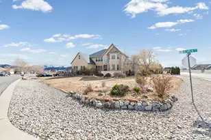 122 E Box Elder Dr, Grantsville, UT 84029 - Photo 5