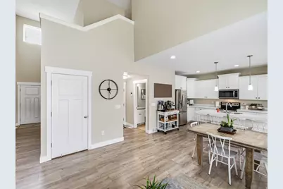 6654 S Wallsburg Dr W, Taylorsville, UT 84123 - Photo 5