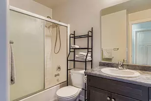6474 S Silhouette Ln, West Valley, UT 84081 - Photo 23