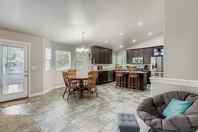 6474 S Silhouette Ln, West Valley, UT 84081 - Photo 7