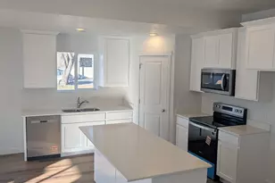 781 N Pheasantbrook Dr, Centerville, UT 84014 - Photo 15