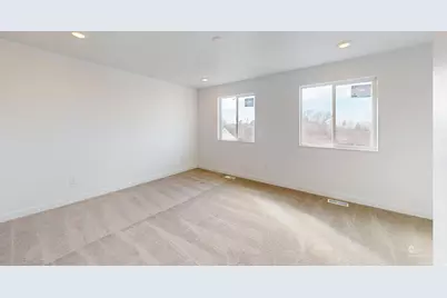 781 N Pheasantbrook Dr, Centerville, UT 84014 - Photo 11