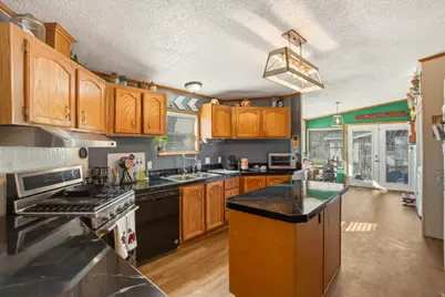 349 S 1500 W, Vernal, UT 84078 - Photo 7