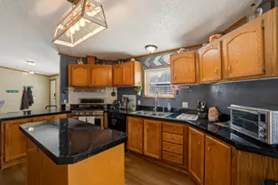 349 S 1500 W, Vernal, UT 84078 - Photo 5