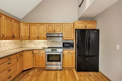 615 E Fox Ridge Dr S, Providence, UT 84332 - Photo 13