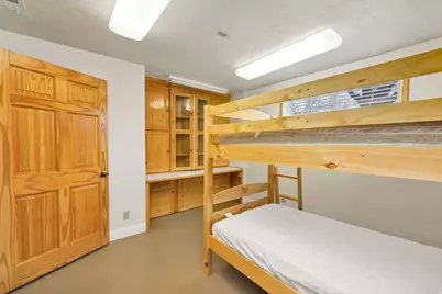 615 E Fox Ridge Dr S, Providence, UT 84332 - Photo 35