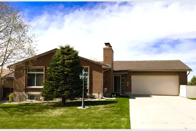 1139 E Hidden Valley Dr, Sandy, UT 84094 - Photo 1