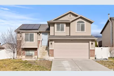 884 Willowbrook Ln, Pleasant View, UT 84404 - Photo 9