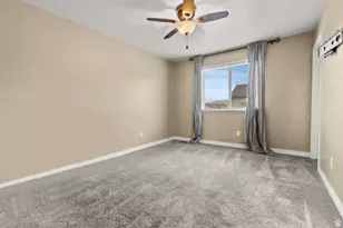 884 Willow Brook Ln, Pleasant View, UT 84404 - Photo 31