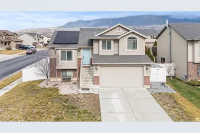 884 Willowbrook Ln, Pleasant View, UT 84404 - Photo 5