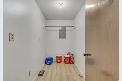 9660 S Stornoway Cir W, South Jordan, UT 84009 - Photo 5