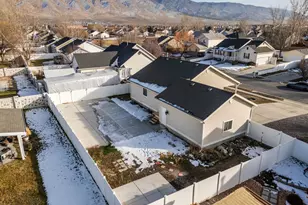 1335 E Harrier St, Eagle Mountain, UT 84005 - Photo 25