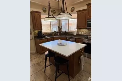 1415 W Sego Lily Ln, Saint George, UT 84770 - Photo 7