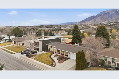 8651 S Mount Majestic Rd, Sandy, UT 84093 - Photo 43