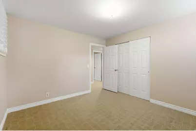 8651 S Mount Majestic Rd, Sandy, UT 84093 - Photo 33