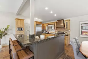 8651 S Mount Majestic Rd, Sandy, UT 84093 - Photo 13