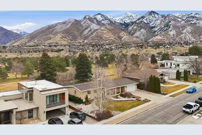 8651 S Mount Majestic Rd, Sandy, UT 84093 - Photo 41