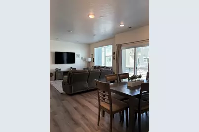 462 W 40 S #203, Providence, UT 84332 - Photo 3